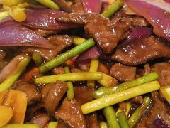 -凤凰园烤鸭店·唐山菜·传承花椒肉(老唐丰路店)