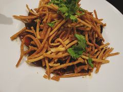 馓子拌皮蛋-茶叁酒肆·楚味江湖(菱角湖店)