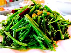 -瑞丰园庭院餐厅·白族传统家常菜