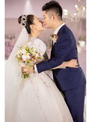 -MECCI婚礼摄影跟拍(红东方广场店)