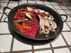 -贰回巷火锅馆(钟楼店)