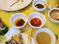 -鑫渔港海鲜本地菜·山海关浑锅(东戴河店)