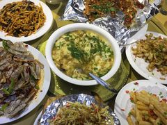 -三泉海中鲜海鲜加工零售广场(幸福时代店)