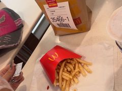 -麦当劳(汉口火车站候车室店)