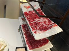 -左庭右院鲜牛肉火锅(金山万达店)