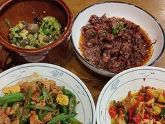 -湘缘道客•湘缘饭店·25年湘菜馆(古墩路店)