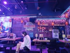 -喜鹊音乐酒馆(西街店)