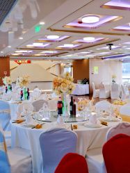 -Doris一站式游轮婚礼船东直营店(外滩店)
