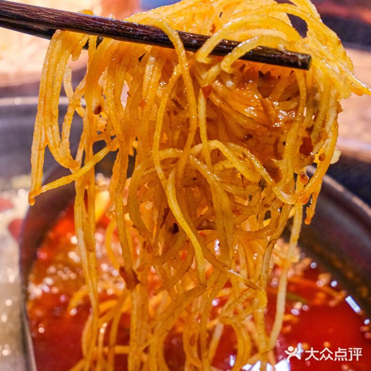 每次朋友聚餐只要涮火锅都会来金姐老火锅‼️