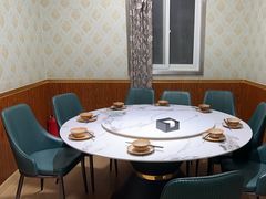 -贯贯吉·清真餐厅(浙江中路店)