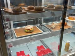 -Tims天好咖啡·贝果(东吴龙湖天街店)