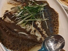 -万龙洲海鲜(大兴绿地缤纷城店)