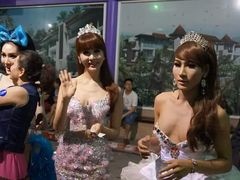 -西蒙人妖秀