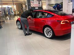 -TESLA 特斯拉(北京颐堤港体验店)