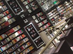 -钟书阁(群光广场店)