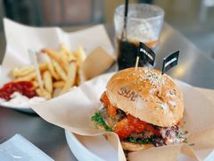 -shark burger·鲨鱼汉堡(交子大道店)