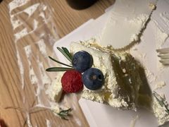 -山与蓝·轻糖鲜果蛋糕(勒泰店)