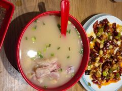 -张太婆老妈蹄花川菜馆·中华餐饮老字号(望平街店)