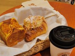 -方炉·天然食材面包店(青秀店)