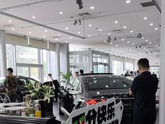 -奔驰利星行(北京花乡店)