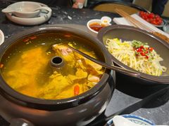 蒜香火腿包浆豆腐-云海肴云南菜·蒸汽石锅鱼(青岛万象城店)