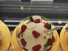 -花花卷卷·鲜食蛋糕(静安久光百货店)