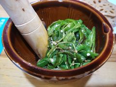 皮蛋擂辣椒-湘阁里辣(南岭购物广场店)