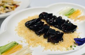 Black Truffle Crispy Pork Belly