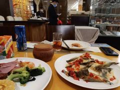 -上海西藏大厦万怡自助餐厅(徐汇店)