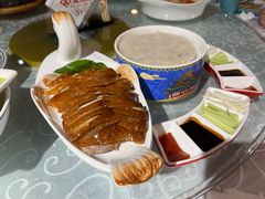 -大鸭梨烤鸭店(金顶街店)