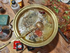 -江湖亮亮蒸虾大排档烤全羊清真(武汉总店)