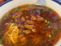 -禧凰·老上海白斩鸡辣肉面店