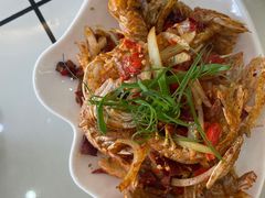 -覃记海鲜美食餐厅