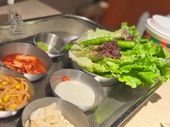 -蚂蚁洞·烤肉大营地(上海静安大悦城店)
