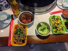 -地锅公社·现炒地锅鸡·地锅鱼·夜宵(罗锦路店)