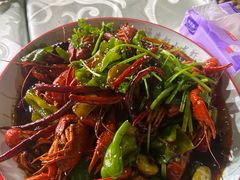 -海盗船. 龙虾烧烤. 酒馆