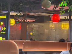 -乡土黄·鲜牛肉火锅·小龙虾(兴业街店)