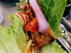 大口吃肉-玄希浪漫厨房·韩料烤肉(湖滨银泰in77店)