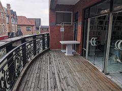 -钟书阁(松江泰晤士小镇店)