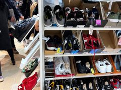 -BIGOFFS 超级折扣(仁恒伊势丹店)