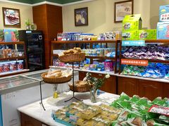面包甜点陈列柜-丹香(青岛南京路店)