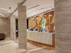 -上海虹桥君丽假日酒店(娄山关路地铁站店)