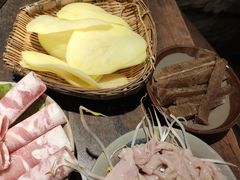 -四小区火锅·巷子里的重庆火锅(花照壁店)