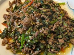 雪菜牛肉丝-食光慢宴·安吉土菜馆