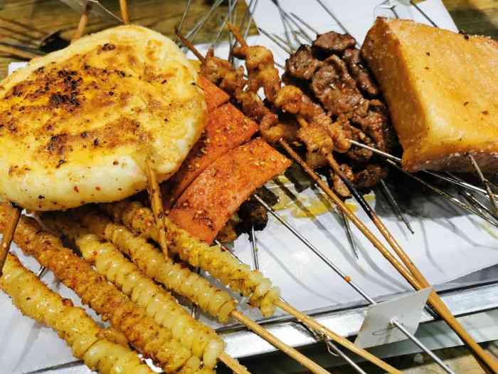 传说中鹤岗烧烤排名no1但和老同学居然也都不知道这次过年回来还是