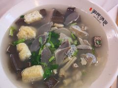 鸭血粉丝-百年尹氏汤包(湖南路狮子桥店)