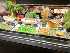 -钱小奴海鲜自助黑金店(杭州滨江龙湖店)