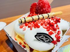 草莓芝士-DQ·蛋糕·冰淇淋(荟聚中心店)