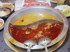 -沸炉重庆老火锅(军事博物馆店)