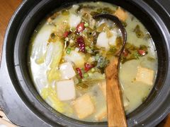 -周鱼小馆石锅酸菜鱼(活力汇店)